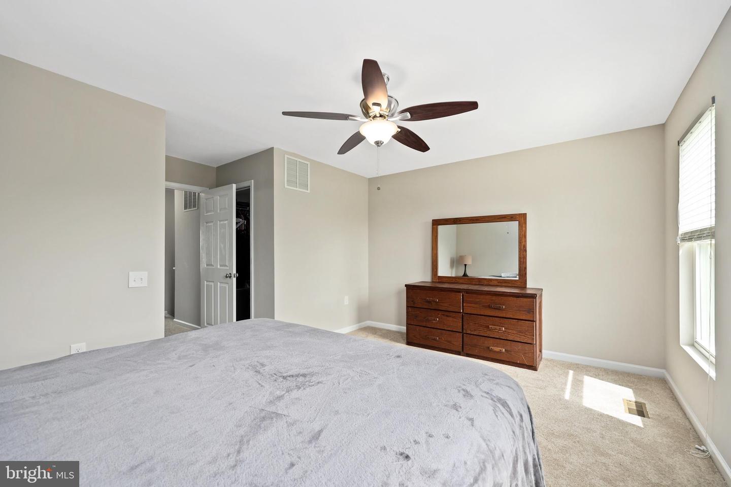 17107 GIBSON MILL RD, DUMFRIES, Virginia 22026, 3 Bedrooms Bedrooms, ,3 BathroomsBathrooms,Residential,For sale,17107 GIBSON MILL RD,VAPW2093902 MLS # VAPW2093902