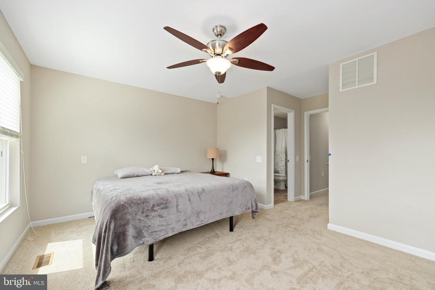 17107 GIBSON MILL RD, DUMFRIES, Virginia 22026, 3 Bedrooms Bedrooms, ,3 BathroomsBathrooms,Residential,For sale,17107 GIBSON MILL RD,VAPW2093902 MLS # VAPW2093902