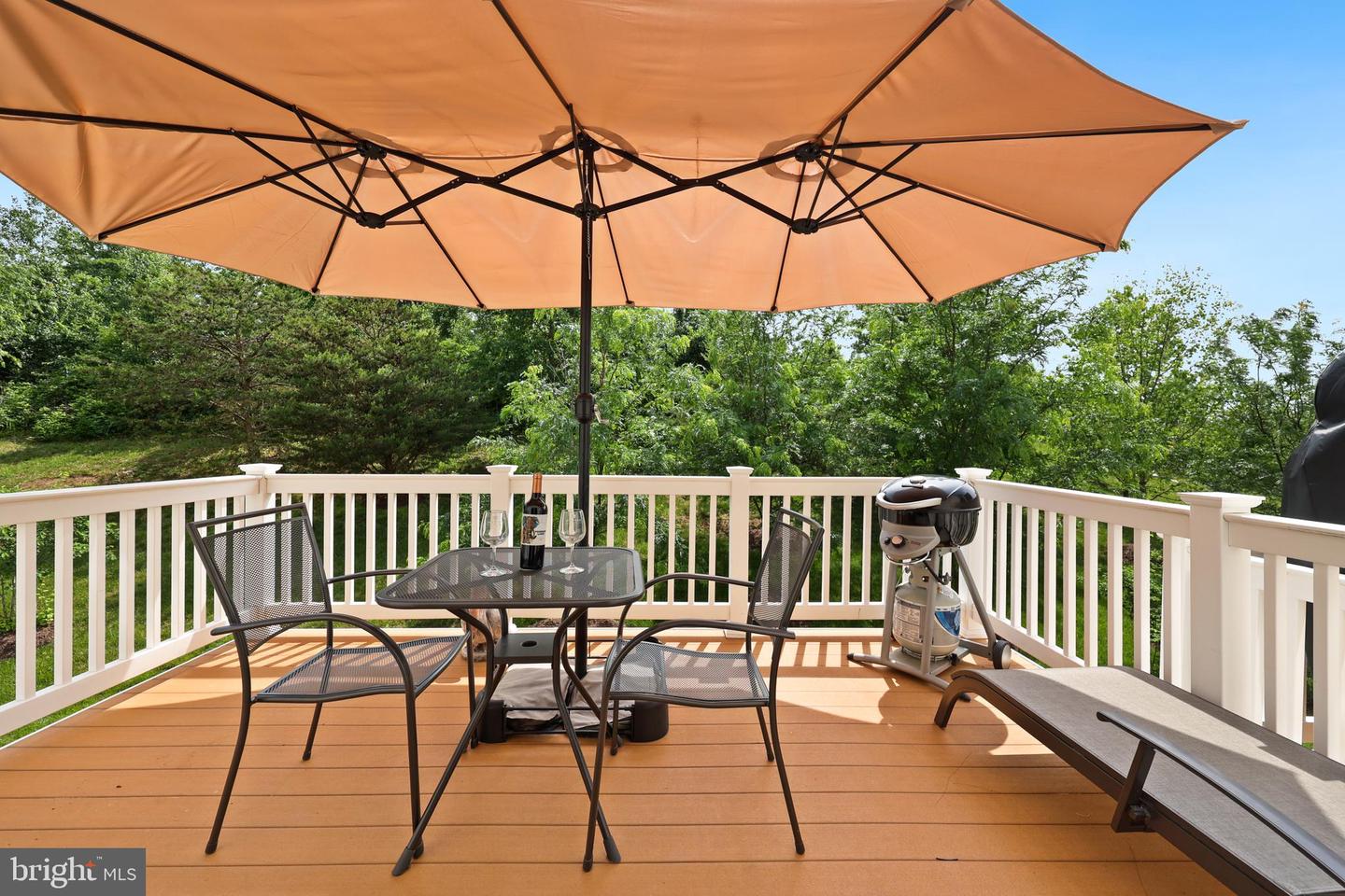 17107 GIBSON MILL RD, DUMFRIES, Virginia 22026, 3 Bedrooms Bedrooms, ,3 BathroomsBathrooms,Residential,For sale,17107 GIBSON MILL RD,VAPW2093902 MLS # VAPW2093902