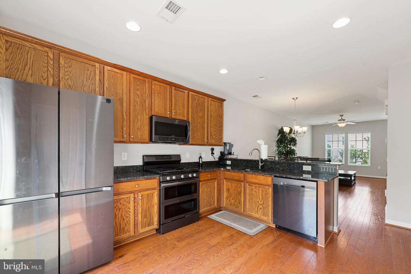 17107 GIBSON MILL RD, DUMFRIES, Virginia 22026, 3 Bedrooms Bedrooms, ,3 BathroomsBathrooms,Residential,For sale,17107 GIBSON MILL RD,VAPW2093902 MLS # VAPW2093902