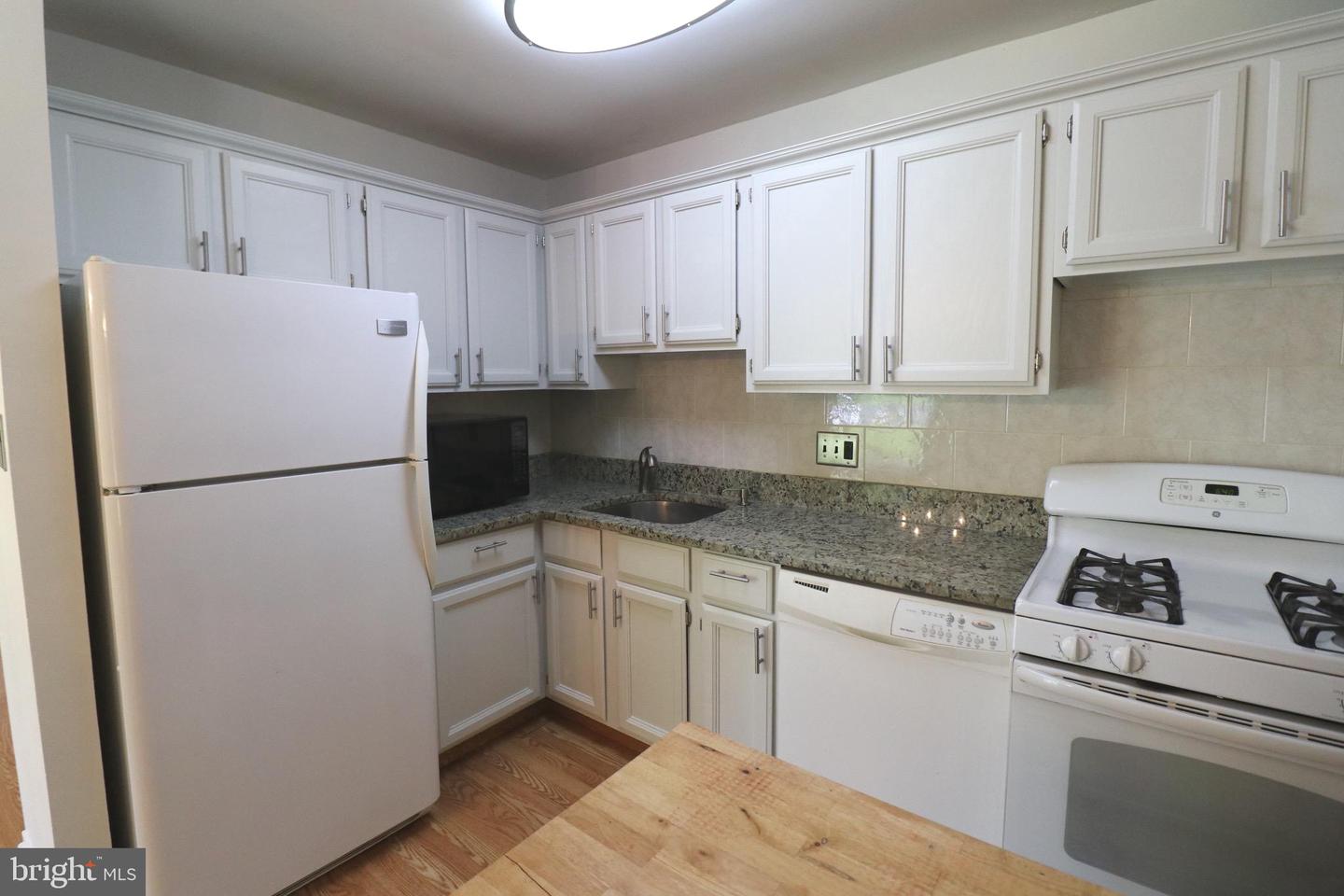 7366 ROUTE 29 #104, FALLS CHURCH, Virginia 22046, 1 Bedroom Bedrooms, ,1 BathroomBathrooms,Residential,For sale,7366 ROUTE 29 #104,VAFX2238618 MLS # VAFX2238618