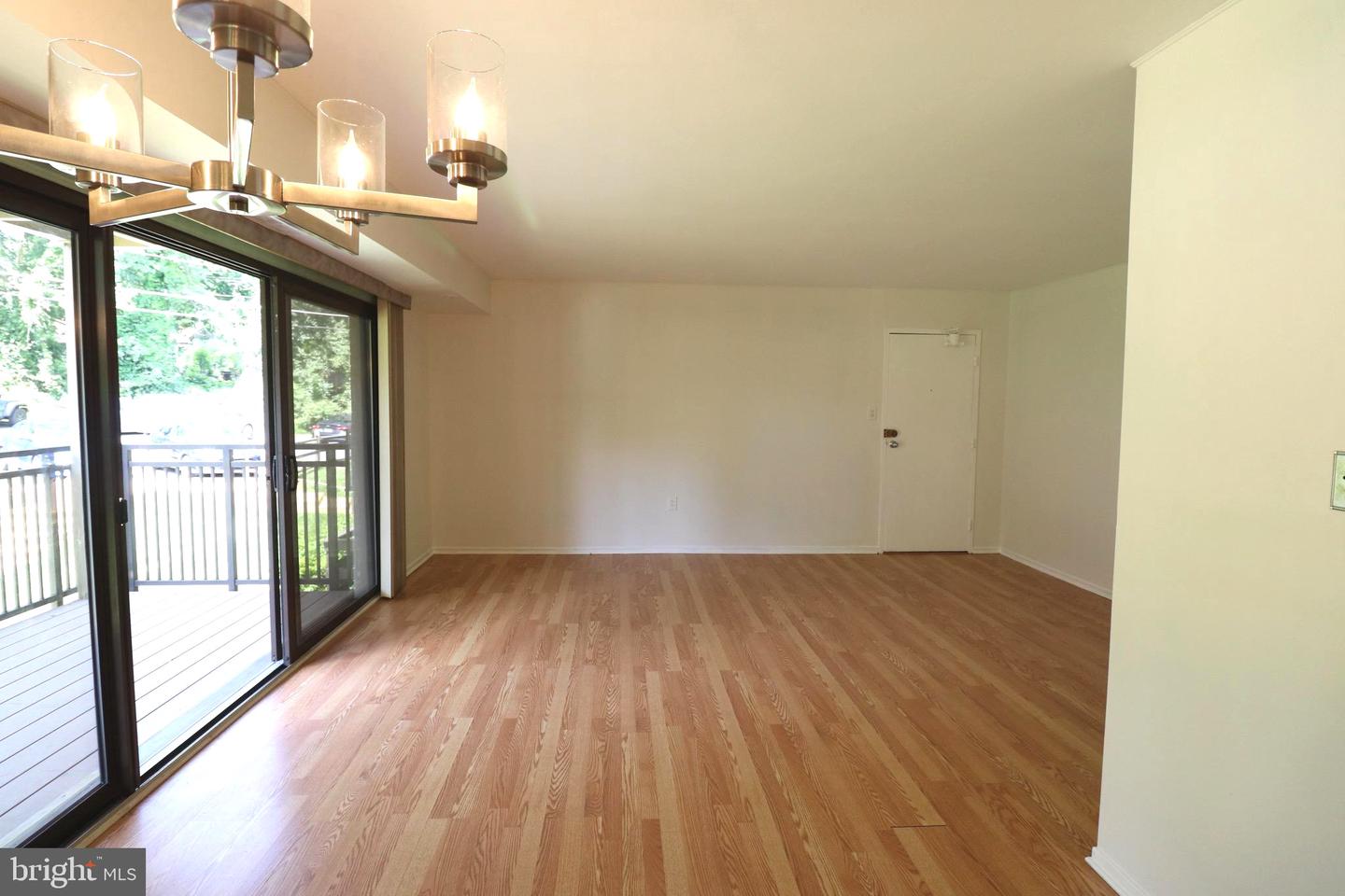 7366 ROUTE 29 #104, FALLS CHURCH, Virginia 22046, 1 Bedroom Bedrooms, ,1 BathroomBathrooms,Residential,For sale,7366 ROUTE 29 #104,VAFX2238618 MLS # VAFX2238618