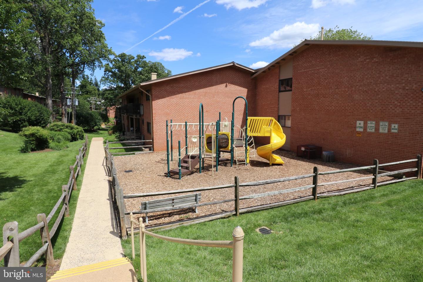 7366 ROUTE 29 #104, FALLS CHURCH, Virginia 22046, 1 Bedroom Bedrooms, ,1 BathroomBathrooms,Residential,For sale,7366 ROUTE 29 #104,VAFX2238618 MLS # VAFX2238618