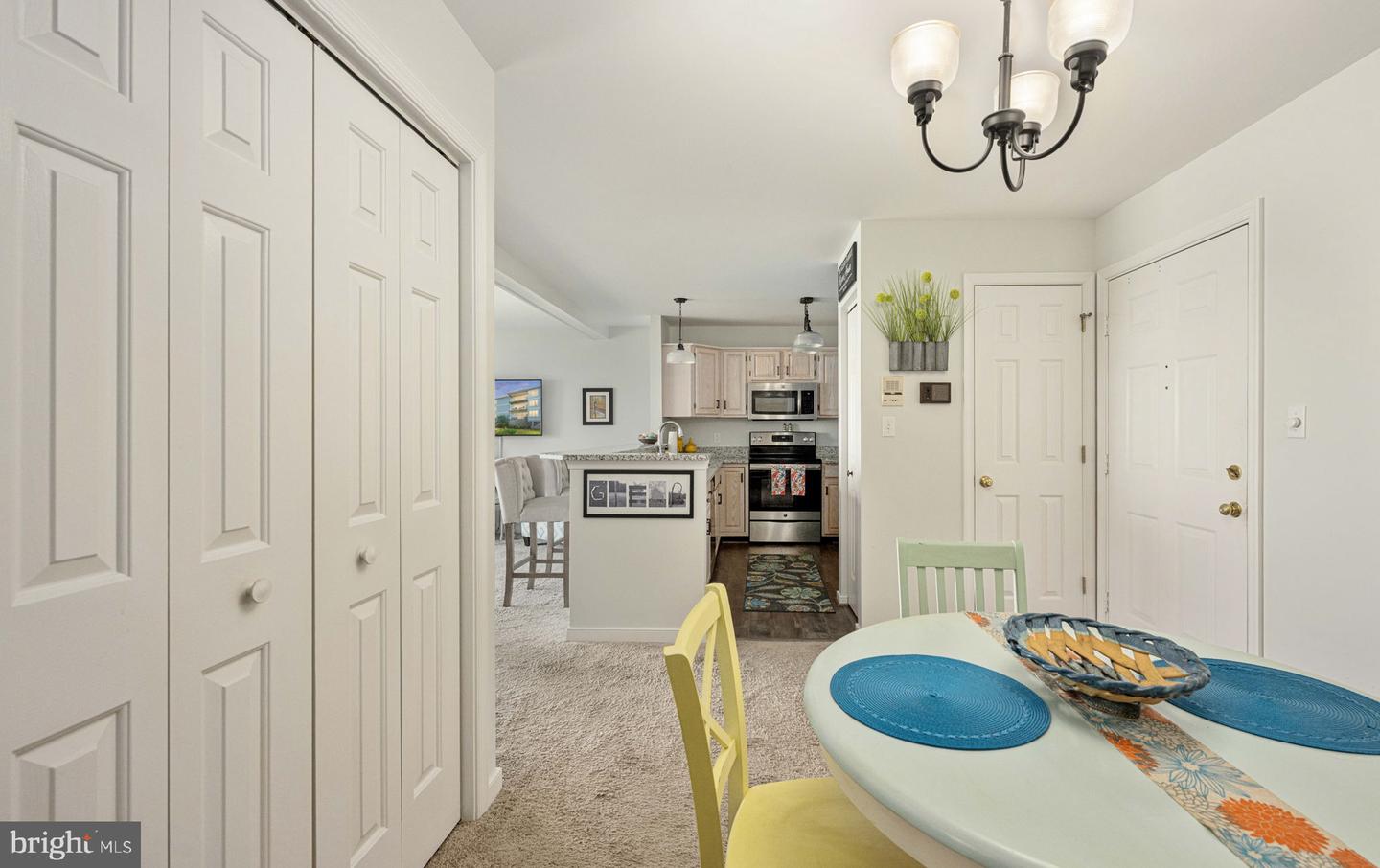 17 LINCOLN AVE #104, COLONIAL BEACH, Virginia 22443, 2 Bedrooms Bedrooms, 5 Rooms Rooms,2 BathroomsBathrooms,Residential,For sale,17 LINCOLN AVE #104,VAWE2008864 MLS # VAWE2008864