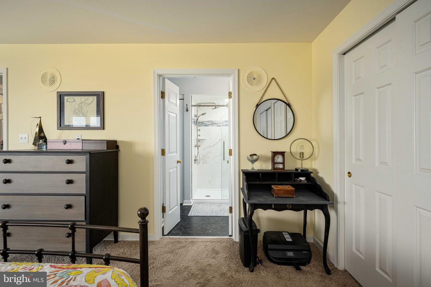 17 LINCOLN AVE #104, COLONIAL BEACH, Virginia 22443, 2 Bedrooms Bedrooms, 5 Rooms Rooms,2 BathroomsBathrooms,Residential,For sale,17 LINCOLN AVE #104,VAWE2008864 MLS # VAWE2008864