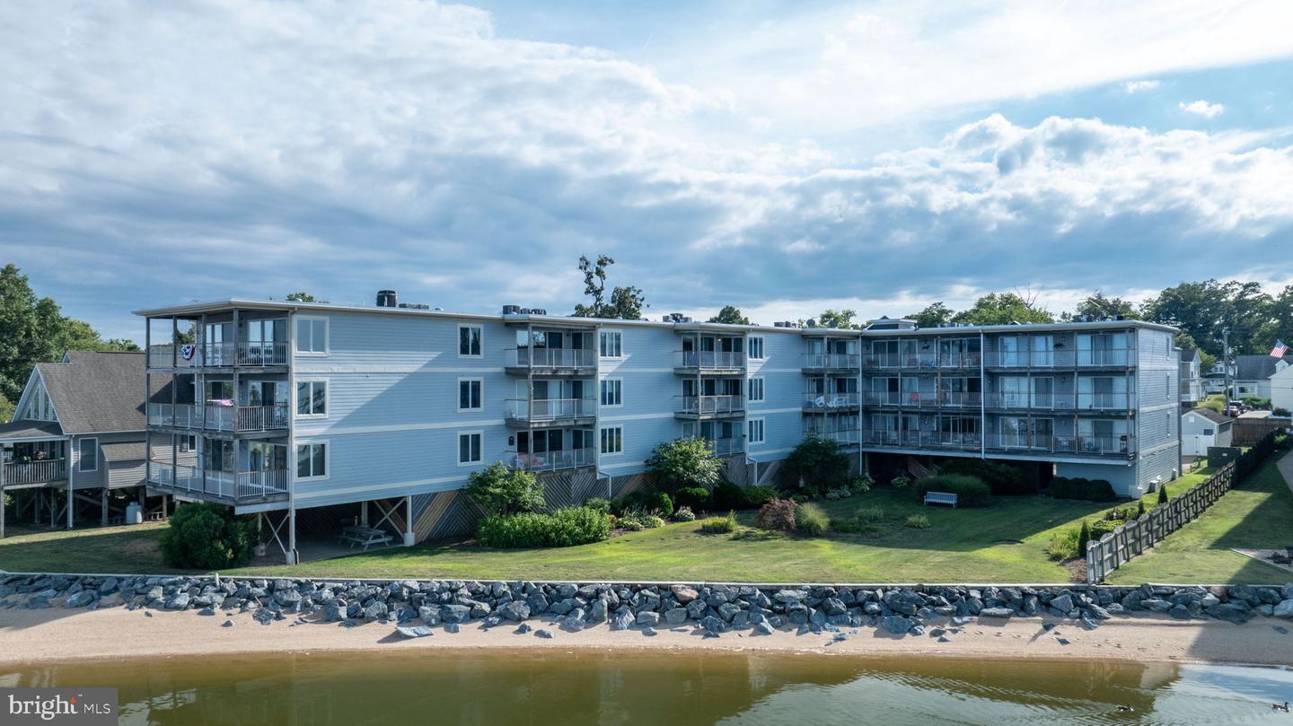 17 LINCOLN AVE #104, COLONIAL BEACH, Virginia 22443, 2 Bedrooms Bedrooms, 5 Rooms Rooms,2 BathroomsBathrooms,Residential,For sale,17 LINCOLN AVE #104,VAWE2008864 MLS # VAWE2008864