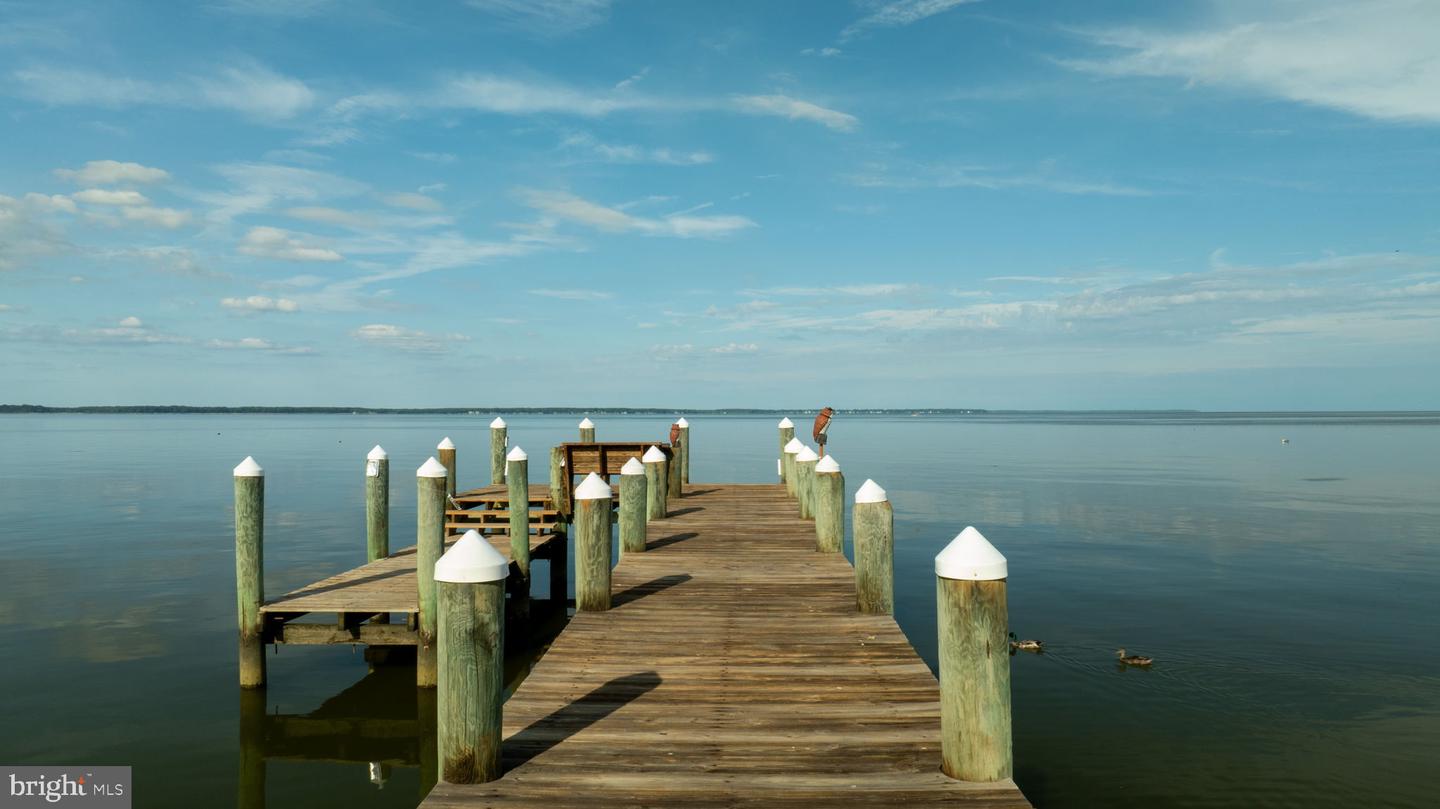 17 LINCOLN AVE #104, COLONIAL BEACH, Virginia 22443, 2 Bedrooms Bedrooms, 5 Rooms Rooms,2 BathroomsBathrooms,Residential,For sale,17 LINCOLN AVE #104,VAWE2008864 MLS # VAWE2008864