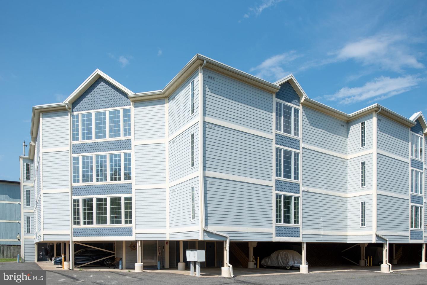 17 LINCOLN AVE #104, COLONIAL BEACH, Virginia 22443, 2 Bedrooms Bedrooms, 5 Rooms Rooms,2 BathroomsBathrooms,Residential,For sale,17 LINCOLN AVE #104,VAWE2008864 MLS # VAWE2008864