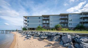17 LINCOLN AVE #104, COLONIAL BEACH, Virginia 22443, 2 Bedrooms Bedrooms, 5 Rooms Rooms,2 BathroomsBathrooms,Residential,For sale,17 LINCOLN AVE #104,VAWE2008864 MLS # VAWE2008864