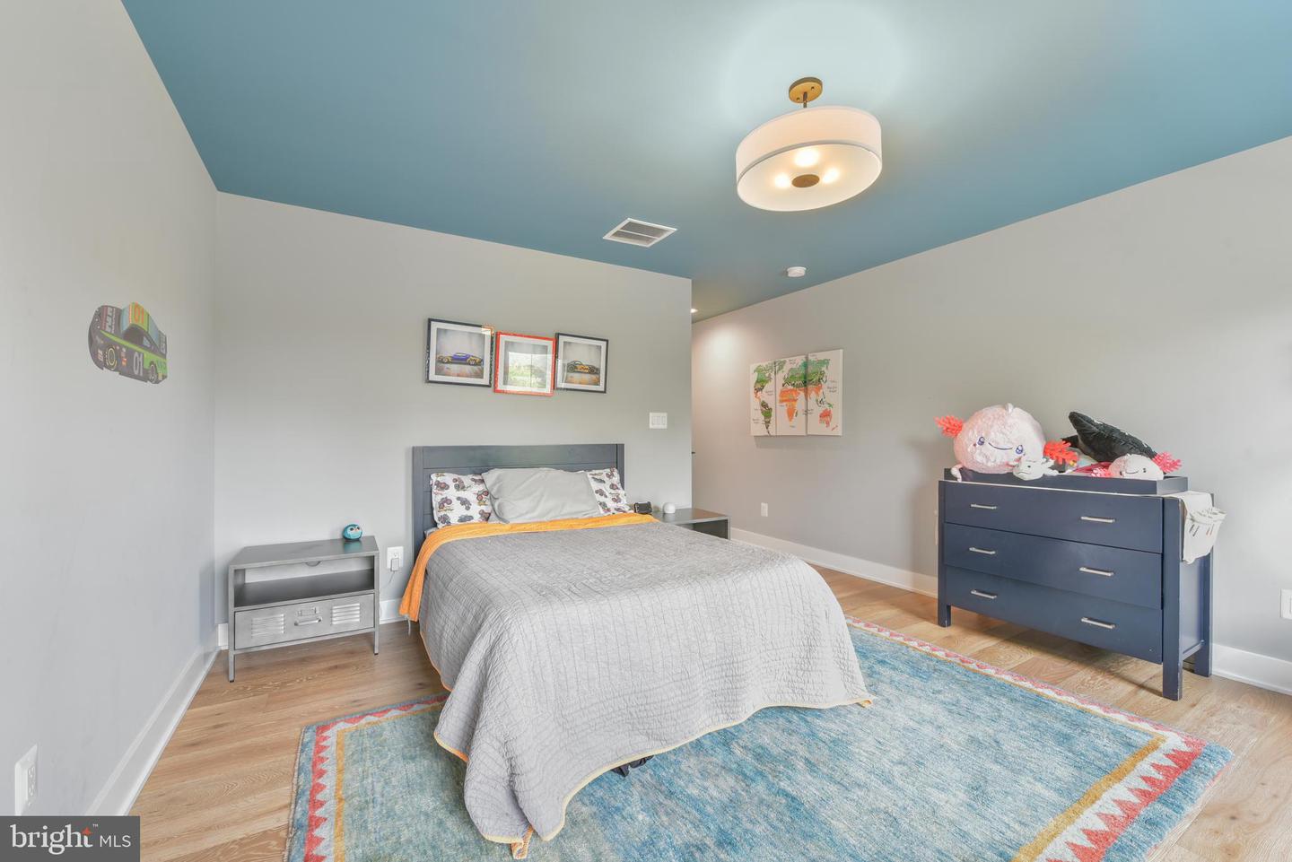302 JADE CT NW, VIENNA, Virginia 22180, 7 Bedrooms Bedrooms, ,7 BathroomsBathrooms,Residential,For sale,302 JADE CT NW,VAFX2239444 MLS # VAFX2239444