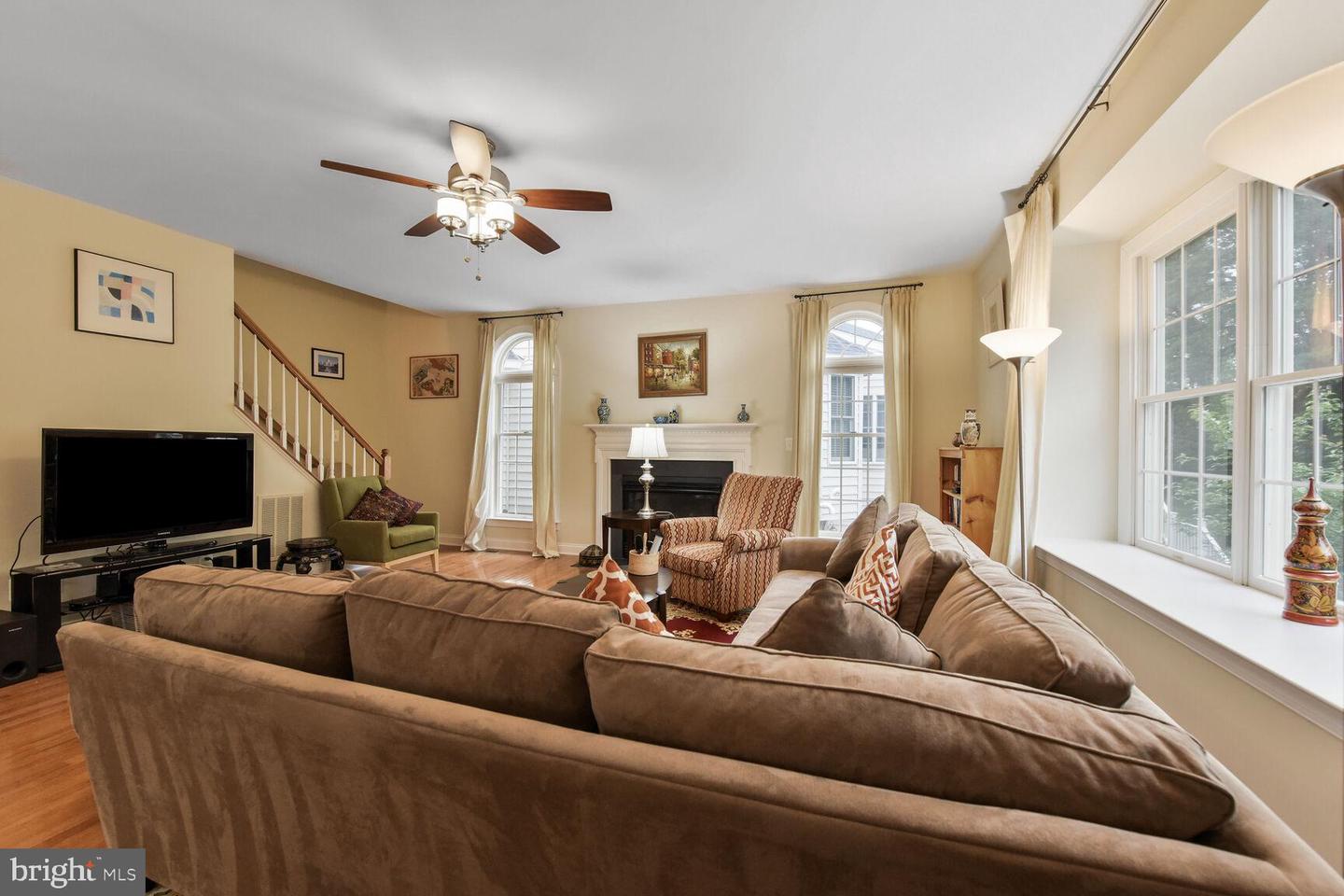 42518 LEWISTON, SOUTH RIDING, Virginia 20152, 6 Bedrooms Bedrooms, ,4 BathroomsBathrooms,Residential,For sale,42518 LEWISTON,VALO2095920 MLS # VALO2095920