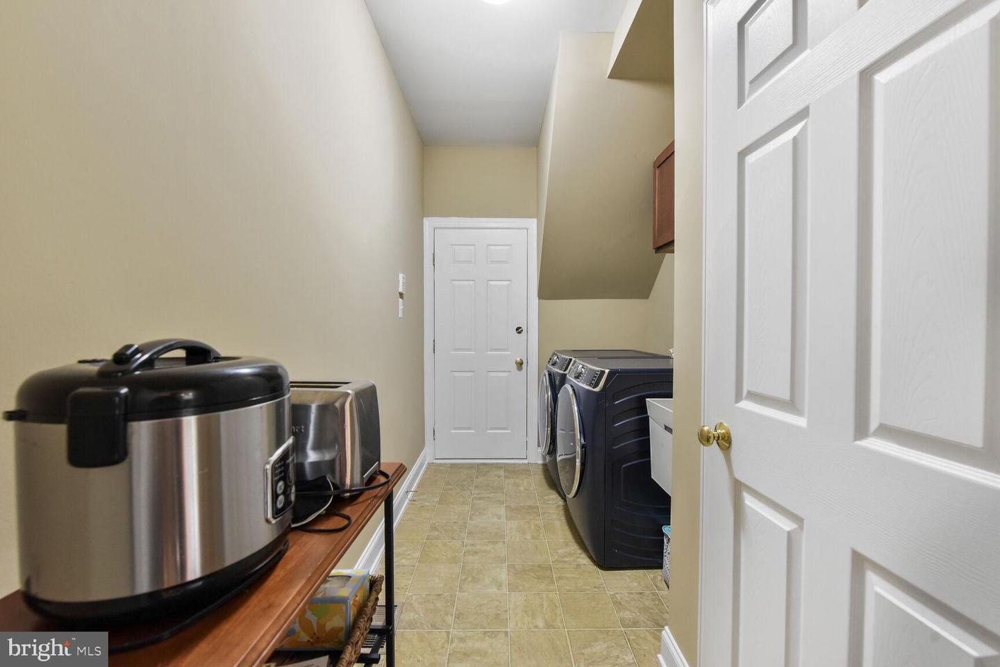 42518 LEWISTON, SOUTH RIDING, Virginia 20152, 6 Bedrooms Bedrooms, ,4 BathroomsBathrooms,Residential,For sale,42518 LEWISTON,VALO2095920 MLS # VALO2095920
