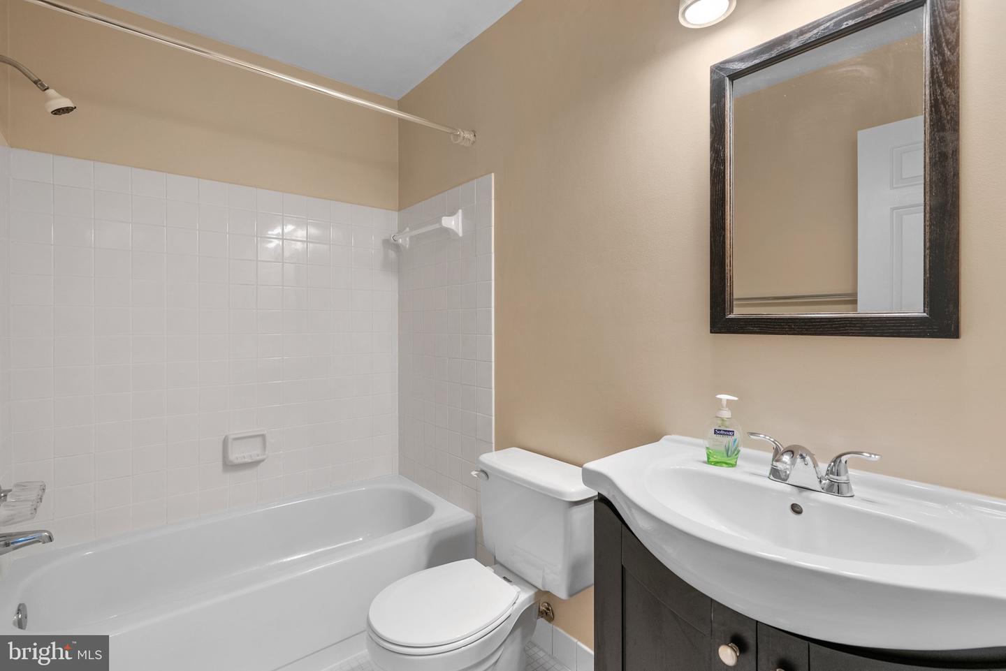 4849 CARRIAGEPARK RD, FAIRFAX, Virginia 22032, 4 Bedrooms Bedrooms, ,3 BathroomsBathrooms,Residential,For sale,4849 CARRIAGEPARK RD,VAFX2240134 MLS # VAFX2240134