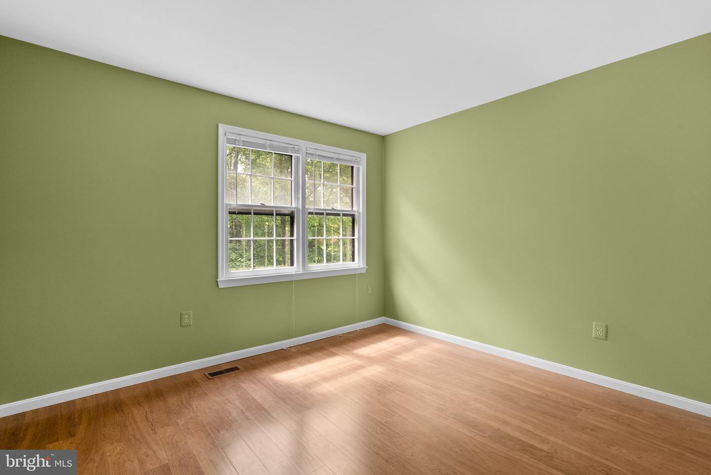 4849 CARRIAGEPARK RD, FAIRFAX, Virginia 22032, 4 Bedrooms Bedrooms, ,3 BathroomsBathrooms,Residential,For sale,4849 CARRIAGEPARK RD,VAFX2240134 MLS # VAFX2240134