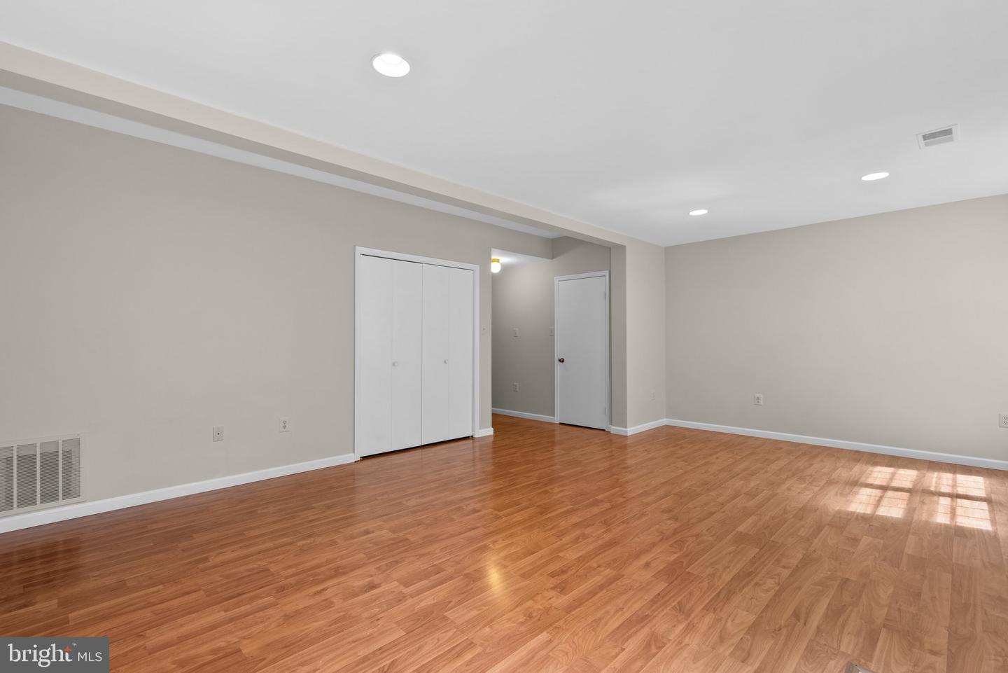 4849 CARRIAGEPARK RD, FAIRFAX, Virginia 22032, 4 Bedrooms Bedrooms, ,3 BathroomsBathrooms,Residential,For sale,4849 CARRIAGEPARK RD,VAFX2240134 MLS # VAFX2240134