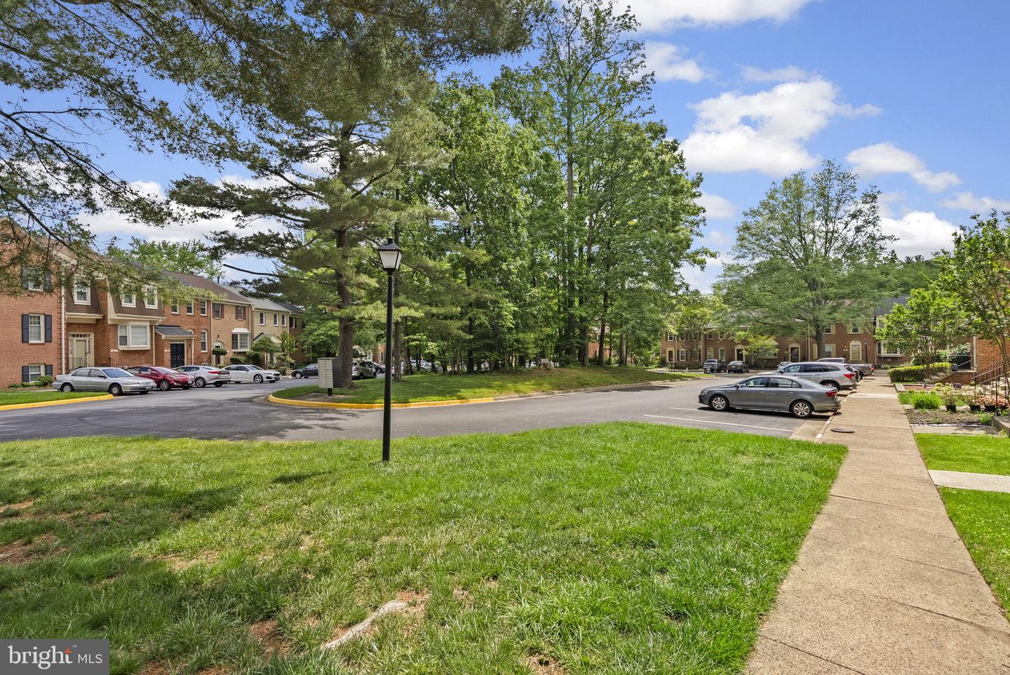 4849 CARRIAGEPARK RD, FAIRFAX, Virginia 22032, 4 Bedrooms Bedrooms, ,3 BathroomsBathrooms,Residential,For sale,4849 CARRIAGEPARK RD,VAFX2240134 MLS # VAFX2240134