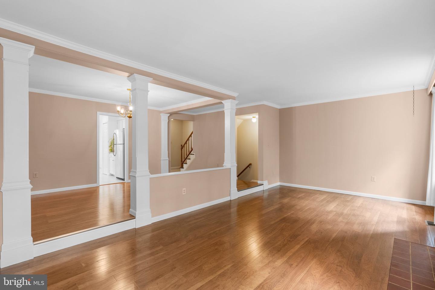 4849 CARRIAGEPARK RD, FAIRFAX, Virginia 22032, 4 Bedrooms Bedrooms, ,3 BathroomsBathrooms,Residential,For sale,4849 CARRIAGEPARK RD,VAFX2240134 MLS # VAFX2240134