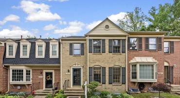 4849 CARRIAGEPARK RD, FAIRFAX, Virginia 22032, 4 Bedrooms Bedrooms, ,3 BathroomsBathrooms,Residential,For sale,4849 CARRIAGEPARK RD,VAFX2240134 MLS # VAFX2240134