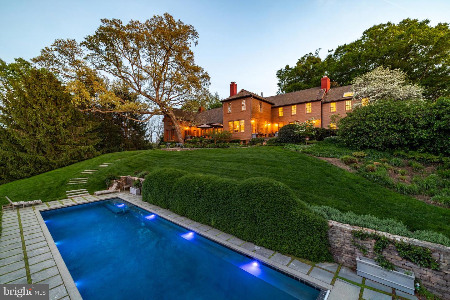 6400 GEORGETOWN PIKE, MCLEAN, Virginia 22101, 6 Bedrooms Bedrooms, ,7 BathroomsBathrooms,Residential,For sale,6400 GEORGETOWN PIKE,VAFX2239780 MLS # VAFX2239780