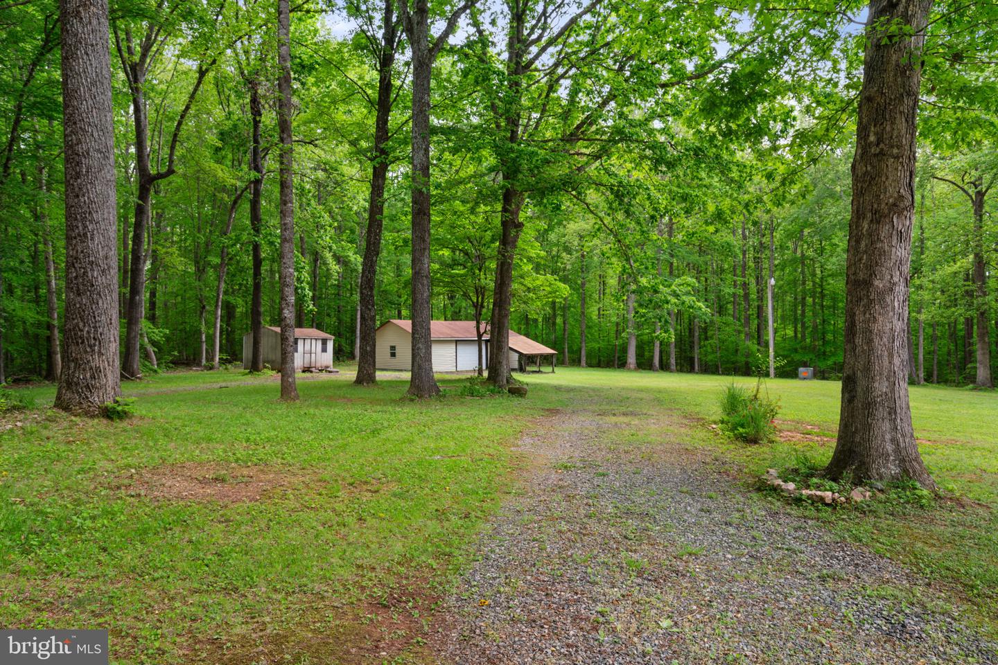 141 MEADOWS RD, FREDERICKSBURG, Virginia 22406, 5 Bedrooms Bedrooms, ,3 BathroomsBathrooms,Residential,For sale,141 MEADOWS RD,VAST2038718 MLS # VAST2038718