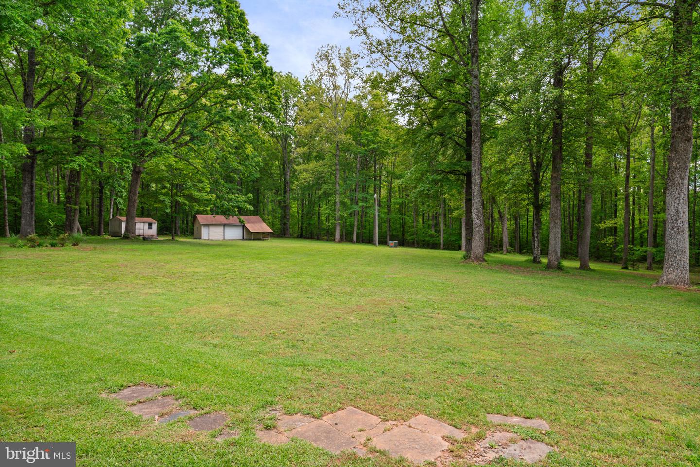 141 MEADOWS RD, FREDERICKSBURG, Virginia 22406, 5 Bedrooms Bedrooms, ,3 BathroomsBathrooms,Residential,For sale,141 MEADOWS RD,VAST2038718 MLS # VAST2038718