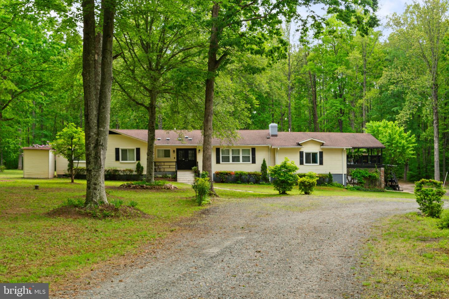 141 MEADOWS RD, FREDERICKSBURG, Virginia 22406, 5 Bedrooms Bedrooms, ,3 BathroomsBathrooms,Residential,For sale,141 MEADOWS RD,VAST2038718 MLS # VAST2038718