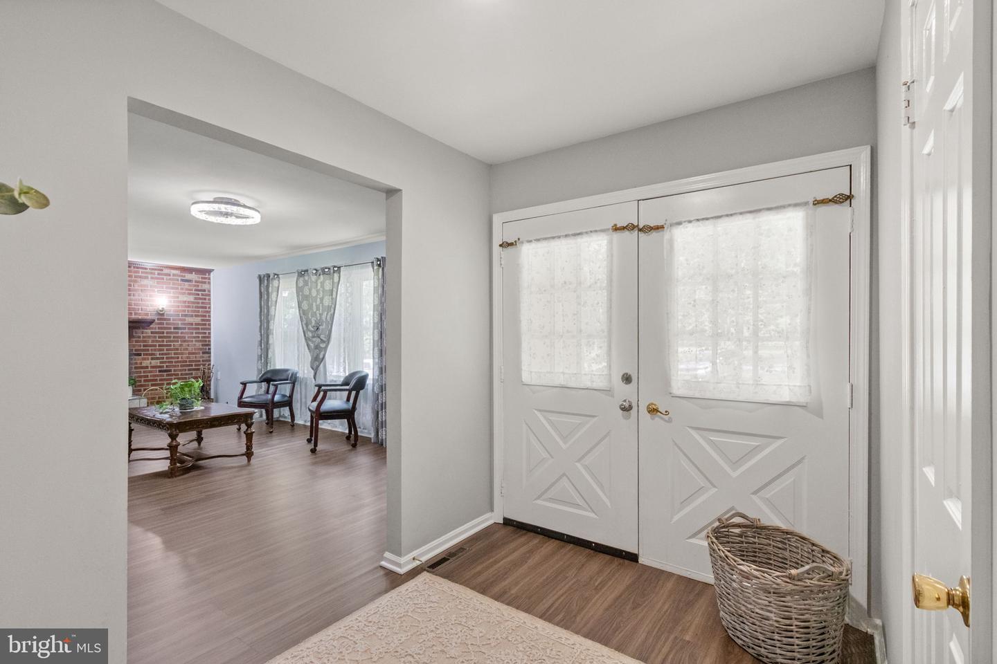 141 MEADOWS RD, FREDERICKSBURG, Virginia 22406, 5 Bedrooms Bedrooms, ,3 BathroomsBathrooms,Residential,For sale,141 MEADOWS RD,VAST2038718 MLS # VAST2038718