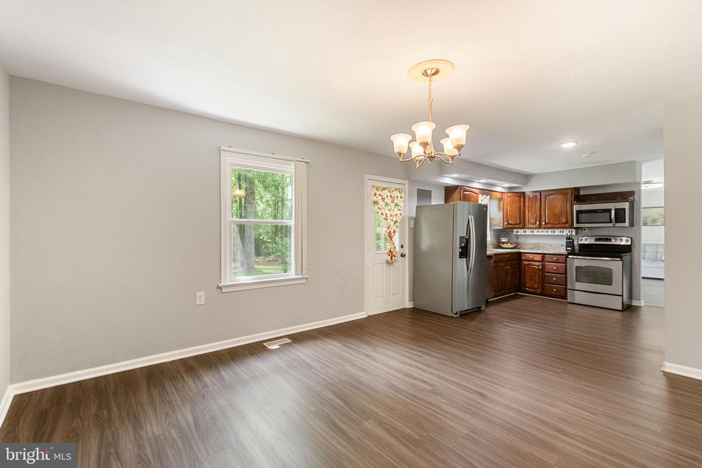 141 MEADOWS RD, FREDERICKSBURG, Virginia 22406, 5 Bedrooms Bedrooms, ,3 BathroomsBathrooms,Residential,For sale,141 MEADOWS RD,VAST2038718 MLS # VAST2038718