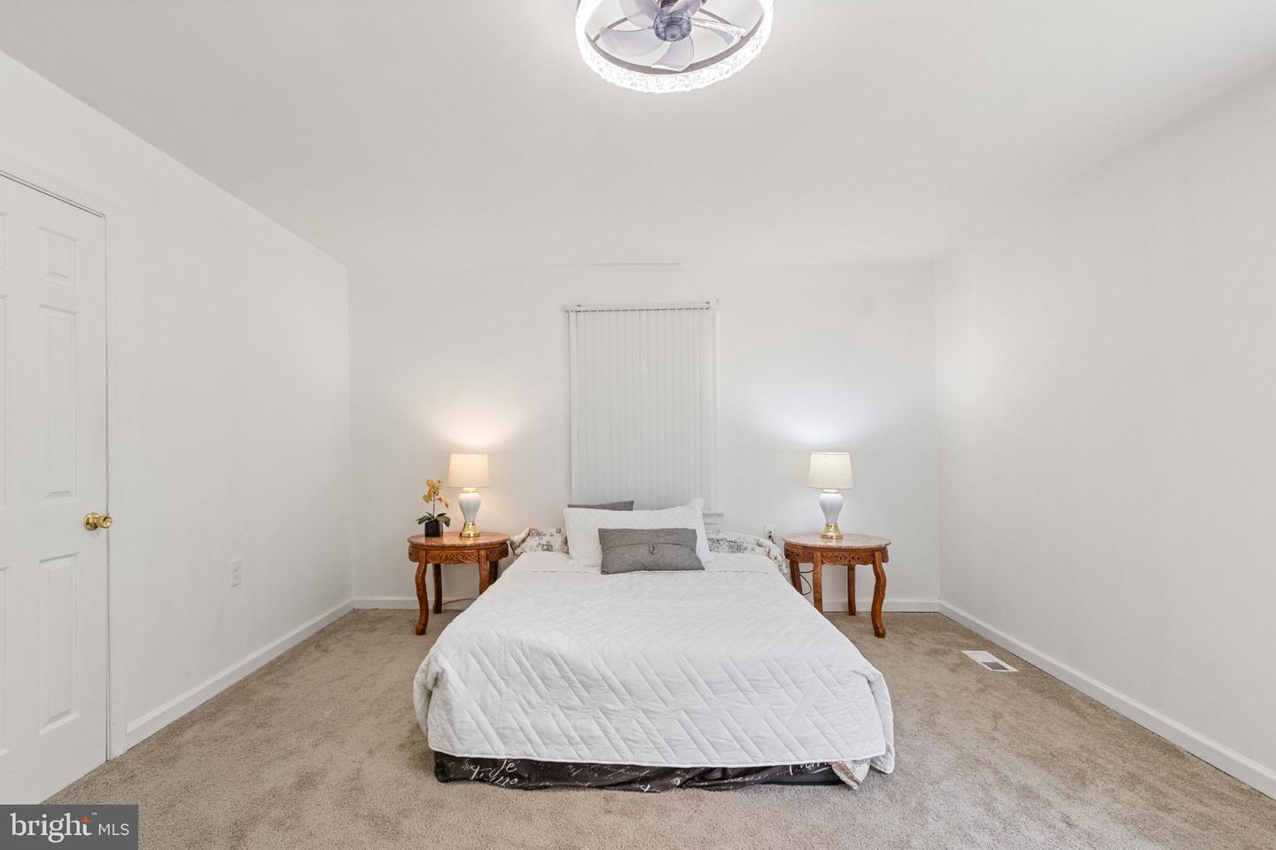 141 MEADOWS RD, FREDERICKSBURG, Virginia 22406, 5 Bedrooms Bedrooms, ,3 BathroomsBathrooms,Residential,For sale,141 MEADOWS RD,VAST2038718 MLS # VAST2038718