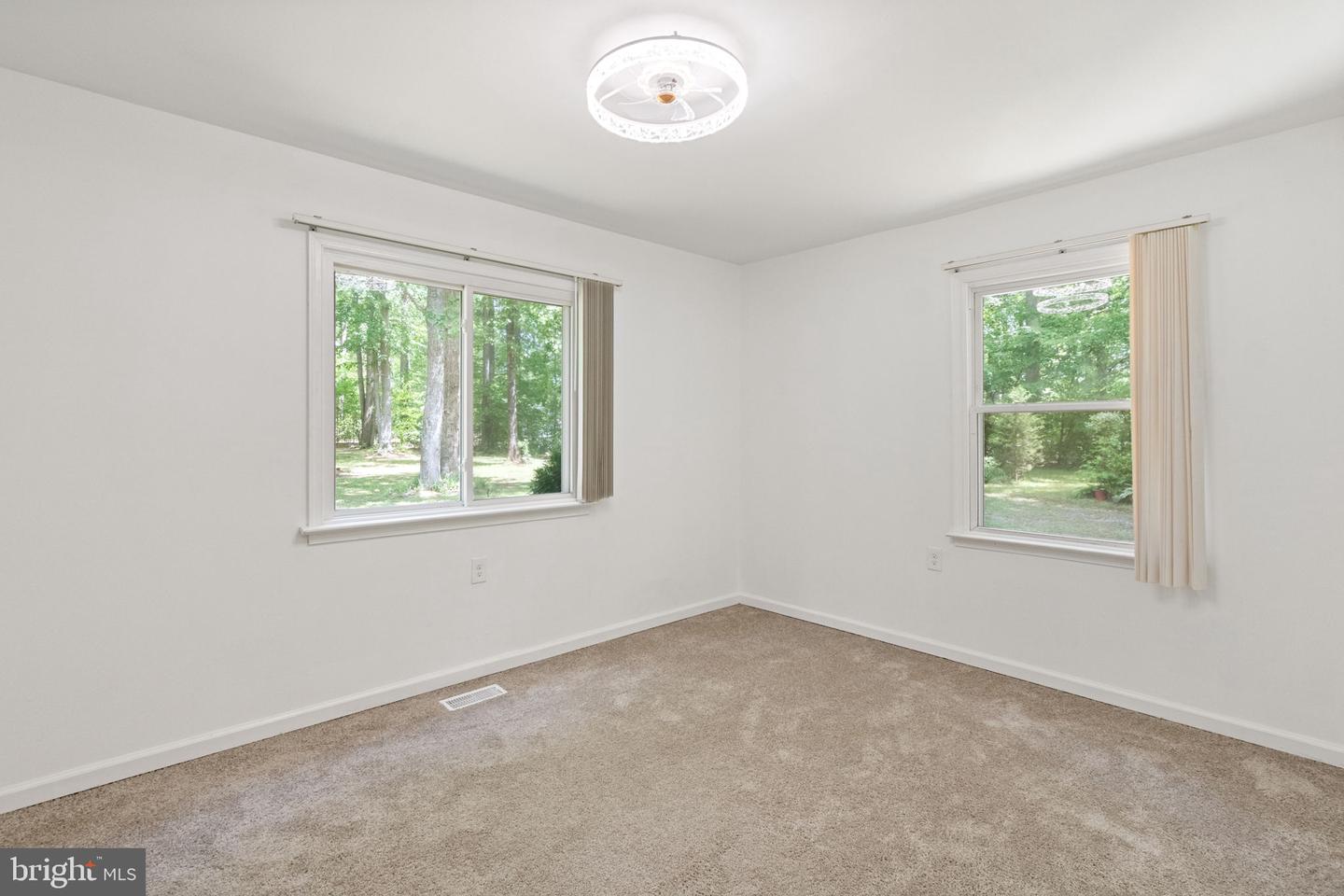 141 MEADOWS RD, FREDERICKSBURG, Virginia 22406, 5 Bedrooms Bedrooms, ,3 BathroomsBathrooms,Residential,For sale,141 MEADOWS RD,VAST2038718 MLS # VAST2038718