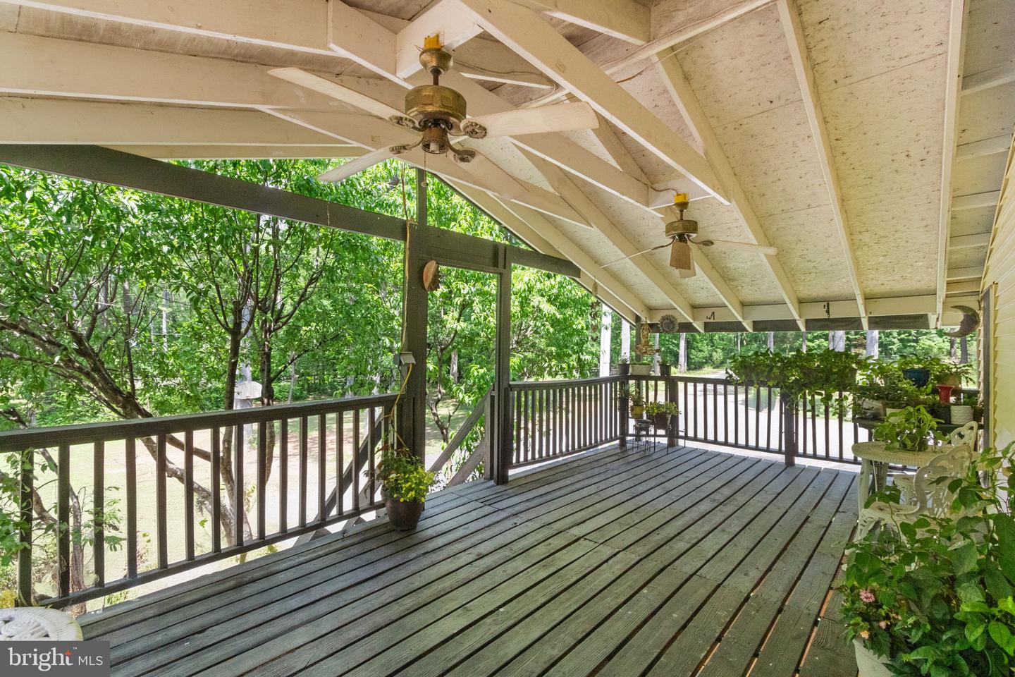 141 MEADOWS RD, FREDERICKSBURG, Virginia 22406, 5 Bedrooms Bedrooms, ,3 BathroomsBathrooms,Residential,For sale,141 MEADOWS RD,VAST2038718 MLS # VAST2038718