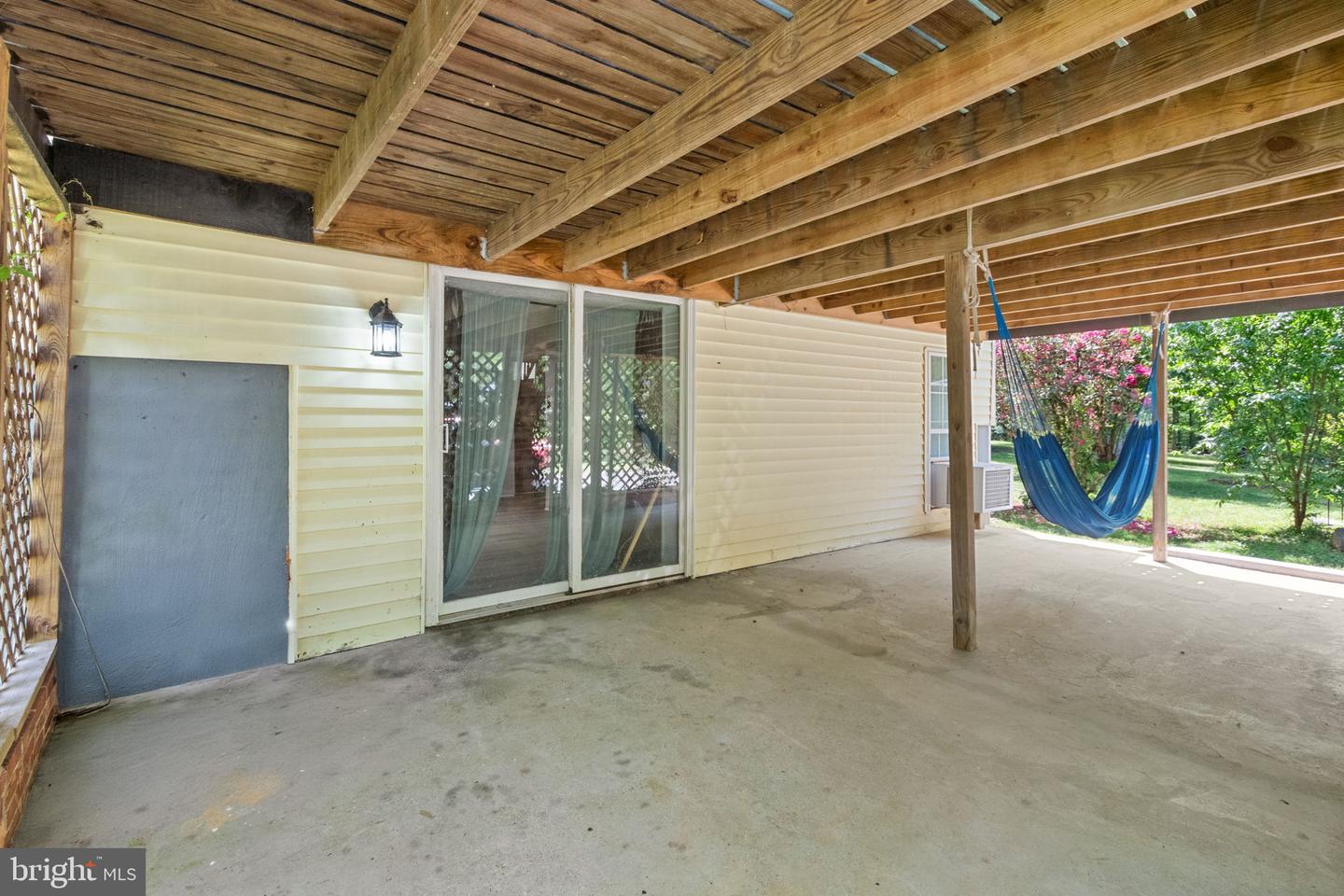 141 MEADOWS RD, FREDERICKSBURG, Virginia 22406, 5 Bedrooms Bedrooms, ,3 BathroomsBathrooms,Residential,For sale,141 MEADOWS RD,VAST2038718 MLS # VAST2038718
