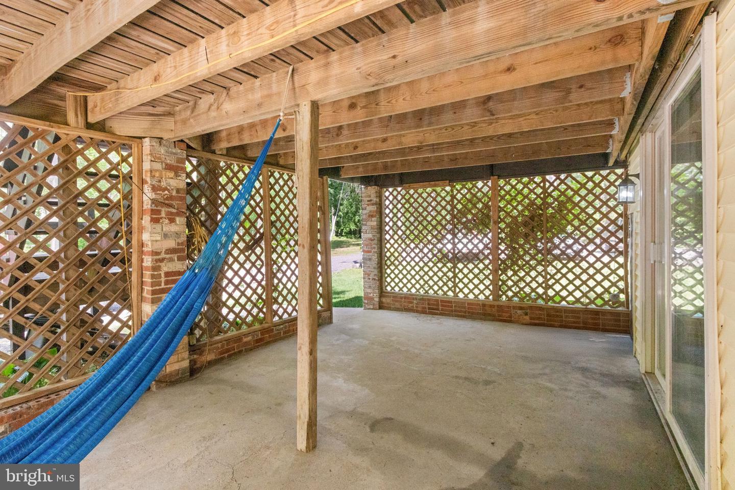 141 MEADOWS RD, FREDERICKSBURG, Virginia 22406, 5 Bedrooms Bedrooms, ,3 BathroomsBathrooms,Residential,For sale,141 MEADOWS RD,VAST2038718 MLS # VAST2038718