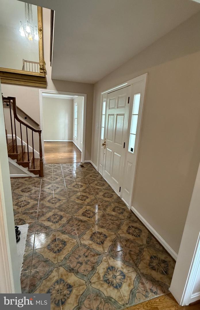 9517 FERRY HARBOUR CT, ALEXANDRIA, Virginia 22309, 4 Bedrooms Bedrooms, ,2 BathroomsBathrooms,Residential,For sale,9517 FERRY HARBOUR CT,VAFX2240160 MLS # VAFX2240160