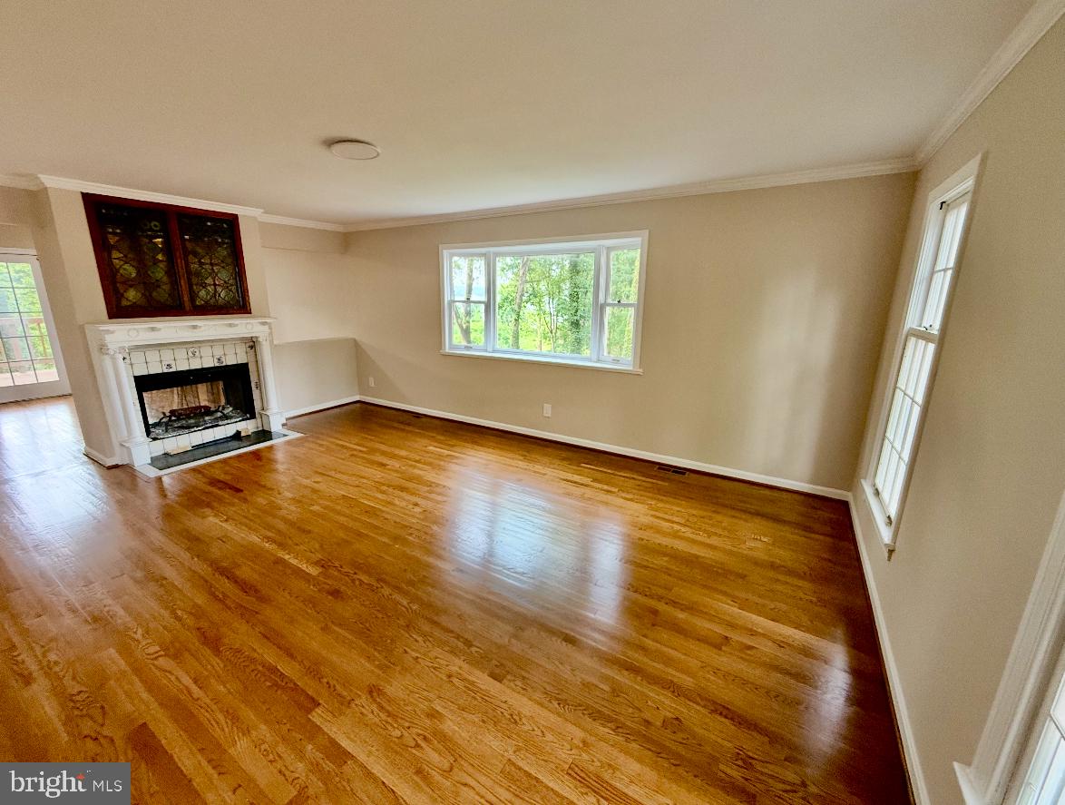 9517 FERRY HARBOUR CT, ALEXANDRIA, Virginia 22309, 4 Bedrooms Bedrooms, ,2 BathroomsBathrooms,Residential,For sale,9517 FERRY HARBOUR CT,VAFX2240160 MLS # VAFX2240160