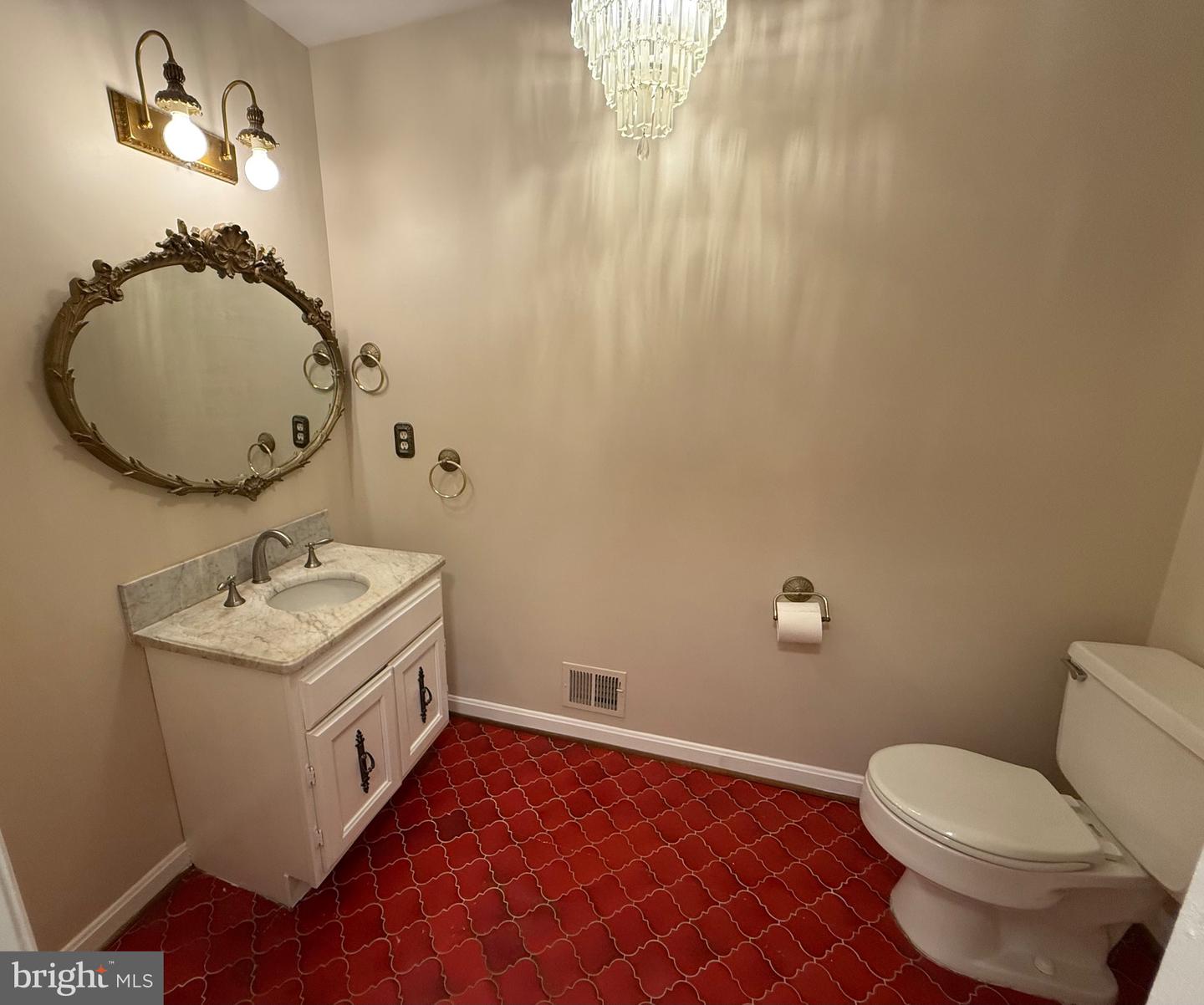 9517 FERRY HARBOUR CT, ALEXANDRIA, Virginia 22309, 4 Bedrooms Bedrooms, ,2 BathroomsBathrooms,Residential,For sale,9517 FERRY HARBOUR CT,VAFX2240160 MLS # VAFX2240160