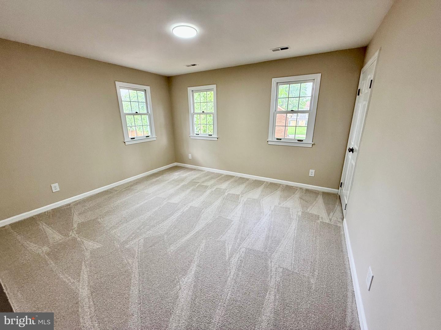 9517 FERRY HARBOUR CT, ALEXANDRIA, Virginia 22309, 4 Bedrooms Bedrooms, ,2 BathroomsBathrooms,Residential,For sale,9517 FERRY HARBOUR CT,VAFX2240160 MLS # VAFX2240160