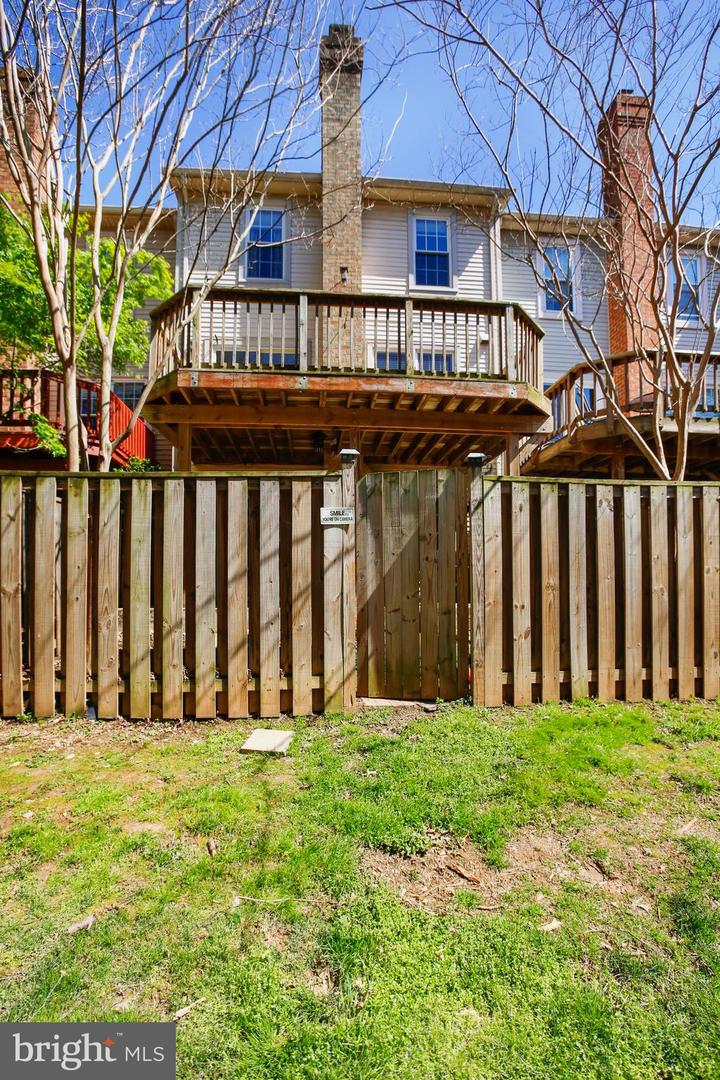 4263 SLEEPY LAKE DRIVE, FAIRFAX, Virginia 22033, 3 Bedrooms Bedrooms, ,2 BathroomsBathrooms,Residential,For sale,4263 SLEEPY LAKE DRIVE,VAFX2239816 MLS # VAFX2239816