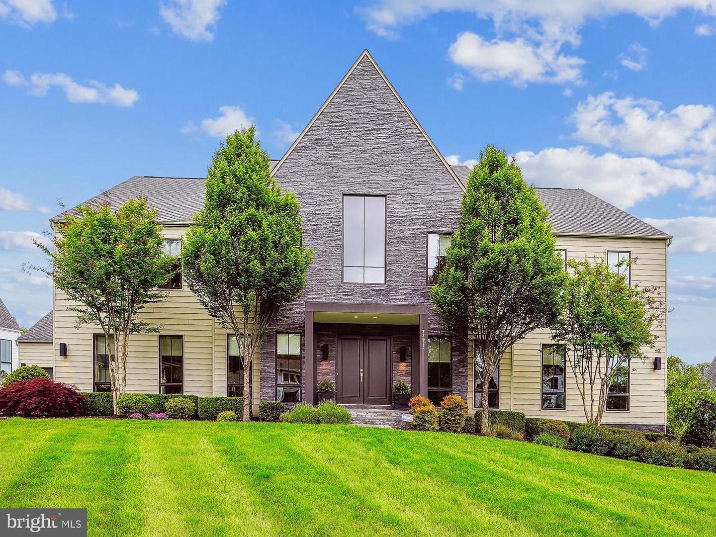 23022 LAVENDER VALLEY CT, ASHBURN, Virginia 20148, 6 Bedrooms Bedrooms, ,6 BathroomsBathrooms,Residential,For sale,23022 LAVENDER VALLEY CT,VALO2096052 MLS # VALO2096052
