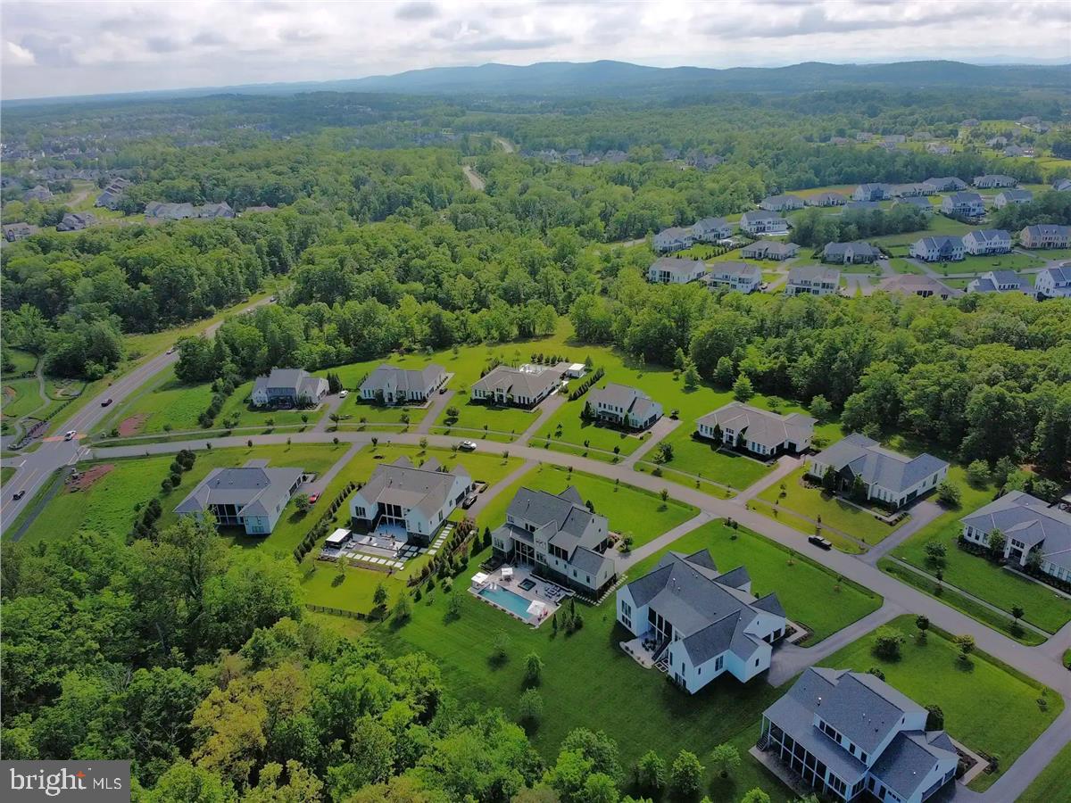 23022 LAVENDER VALLEY CT, ASHBURN, Virginia 20148, 6 Bedrooms Bedrooms, ,6 BathroomsBathrooms,Residential,For sale,23022 LAVENDER VALLEY CT,VALO2096052 MLS # VALO2096052