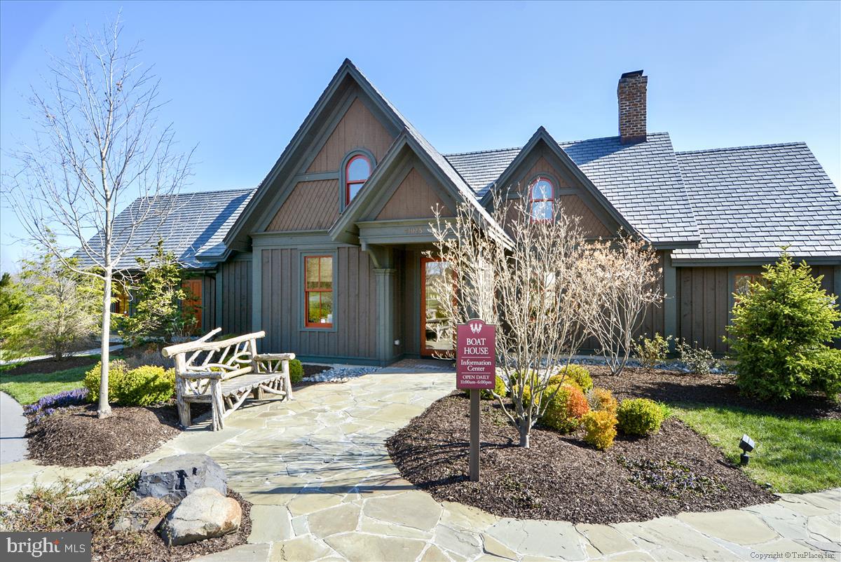 23022 LAVENDER VALLEY CT, ASHBURN, Virginia 20148, 6 Bedrooms Bedrooms, ,6 BathroomsBathrooms,Residential,For sale,23022 LAVENDER VALLEY CT,VALO2096052 MLS # VALO2096052