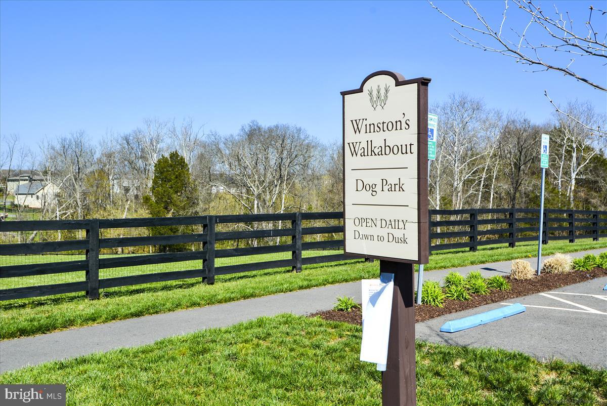 23022 LAVENDER VALLEY CT, ASHBURN, Virginia 20148, 6 Bedrooms Bedrooms, ,6 BathroomsBathrooms,Residential,For sale,23022 LAVENDER VALLEY CT,VALO2096052 MLS # VALO2096052
