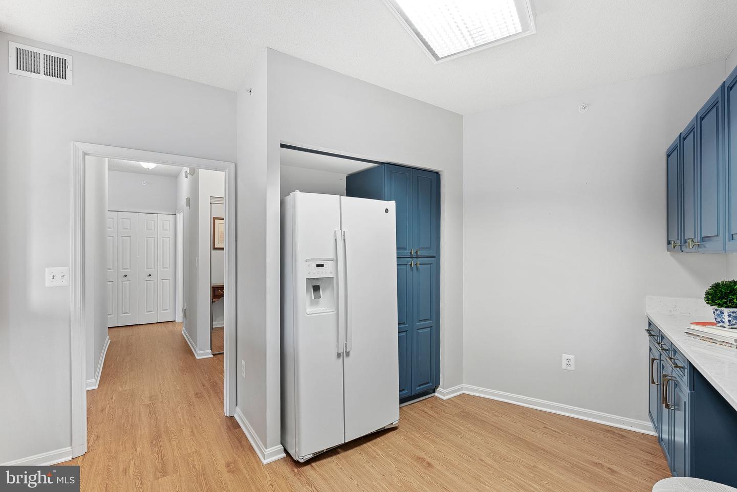 19355 CYPRESS RIDGE TER #521, LEESBURG, Virginia 20176, 2 Bedrooms Bedrooms, ,2 BathroomsBathrooms,Residential,For sale,19355 CYPRESS RIDGE TER #521,VALO2096066 MLS # VALO2096066