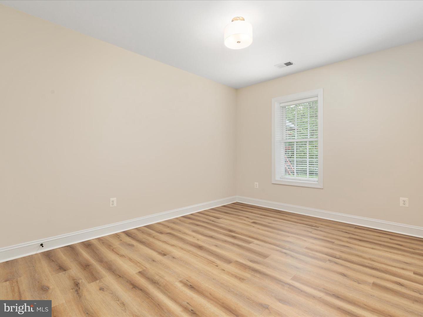 43213 BURNING TREE PL, LEESBURG, Virginia 20176, 6 Bedrooms Bedrooms, ,4 BathroomsBathrooms,Residential,For sale,43213 BURNING TREE PL,VALO2096170 MLS # VALO2096170
