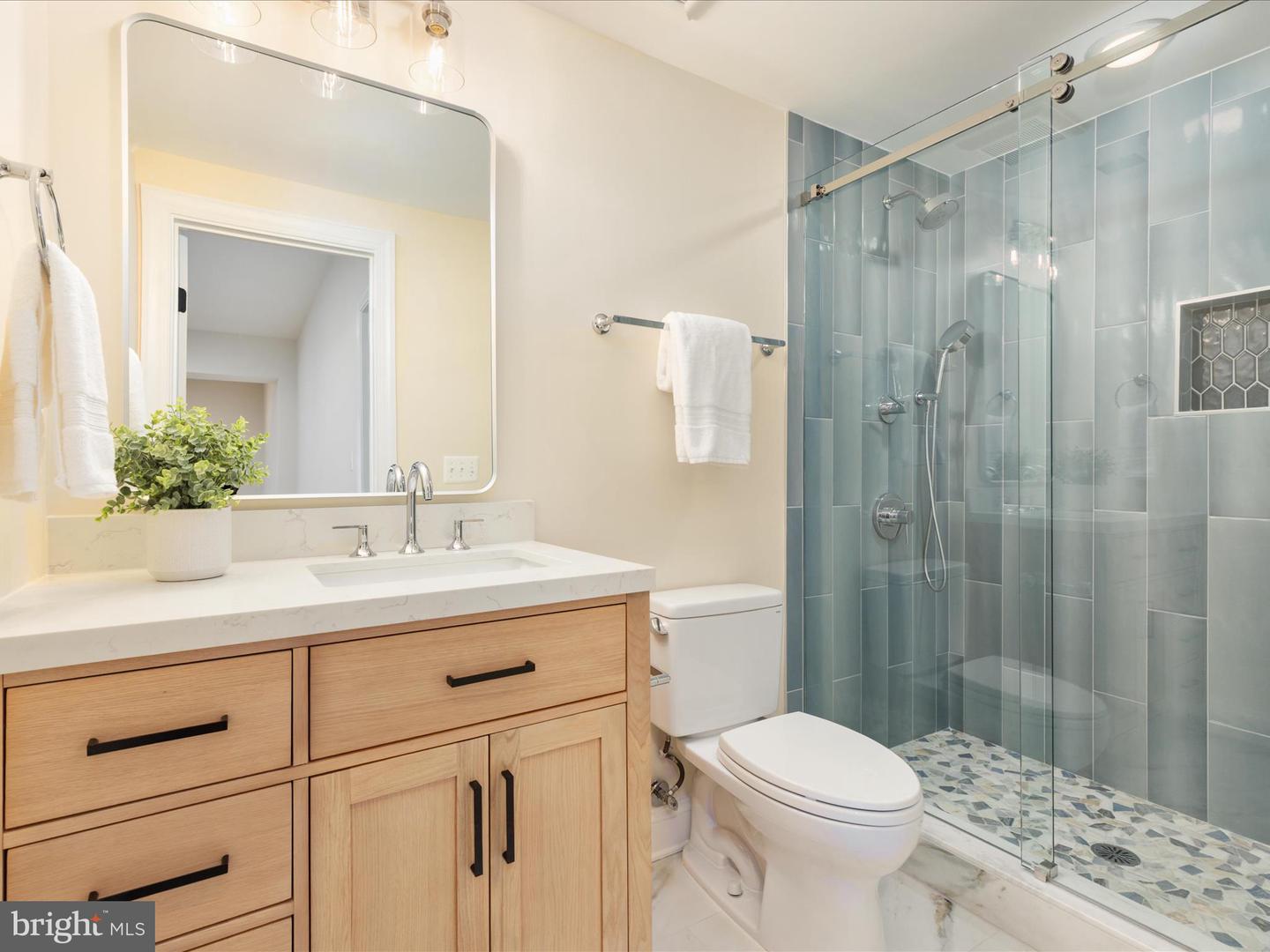 43213 BURNING TREE PL, LEESBURG, Virginia 20176, 6 Bedrooms Bedrooms, ,4 BathroomsBathrooms,Residential,For sale,43213 BURNING TREE PL,VALO2096170 MLS # VALO2096170
