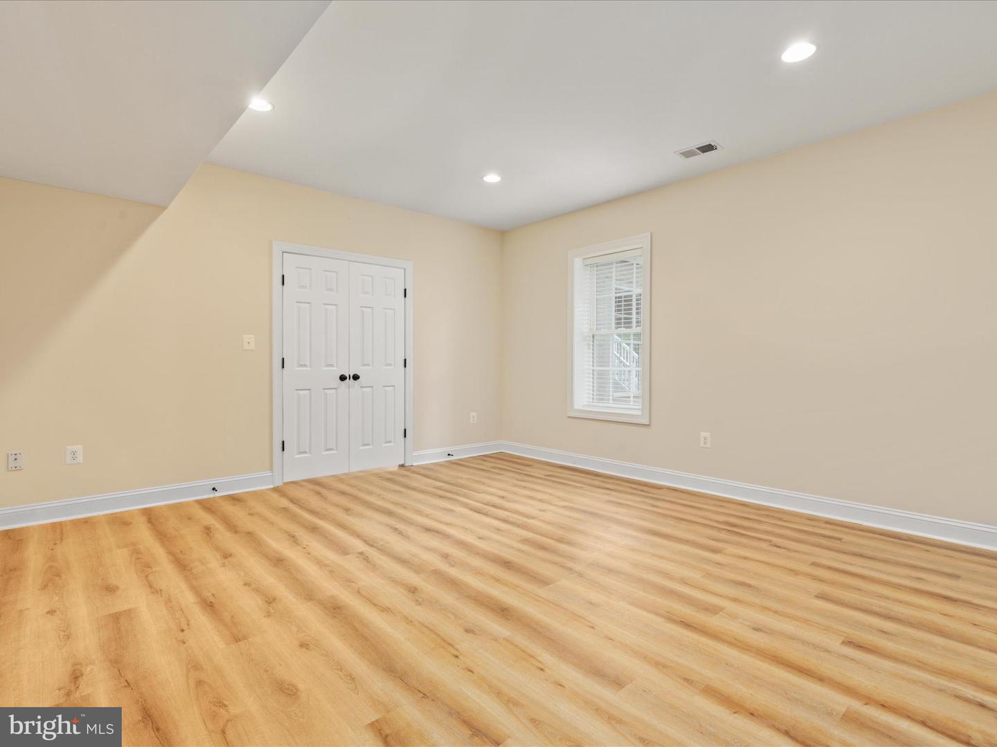 43213 BURNING TREE PL, LEESBURG, Virginia 20176, 6 Bedrooms Bedrooms, ,4 BathroomsBathrooms,Residential,For sale,43213 BURNING TREE PL,VALO2096170 MLS # VALO2096170