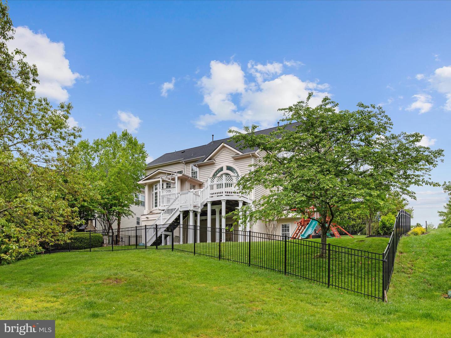 43213 BURNING TREE PL, LEESBURG, Virginia 20176, 6 Bedrooms Bedrooms, ,4 BathroomsBathrooms,Residential,For sale,43213 BURNING TREE PL,VALO2096170 MLS # VALO2096170