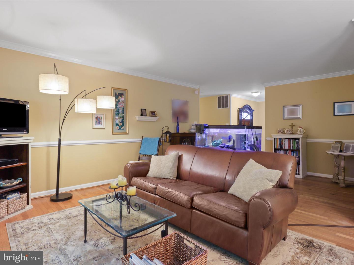 4412 WOODCHUCK CT, ANNANDALE, Virginia 22003, 5 Bedrooms Bedrooms, 10 Rooms Rooms,3 BathroomsBathrooms,Residential,For sale,4412 WOODCHUCK CT,VAFX2240298 MLS # VAFX2240298