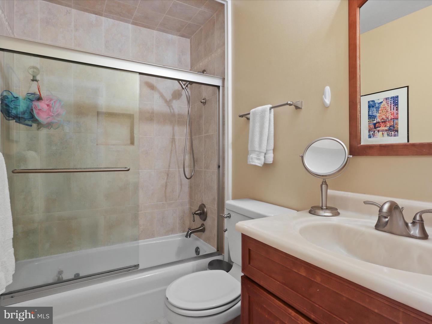 4412 WOODCHUCK CT, ANNANDALE, Virginia 22003, 5 Bedrooms Bedrooms, 10 Rooms Rooms,3 BathroomsBathrooms,Residential,For sale,4412 WOODCHUCK CT,VAFX2240298 MLS # VAFX2240298