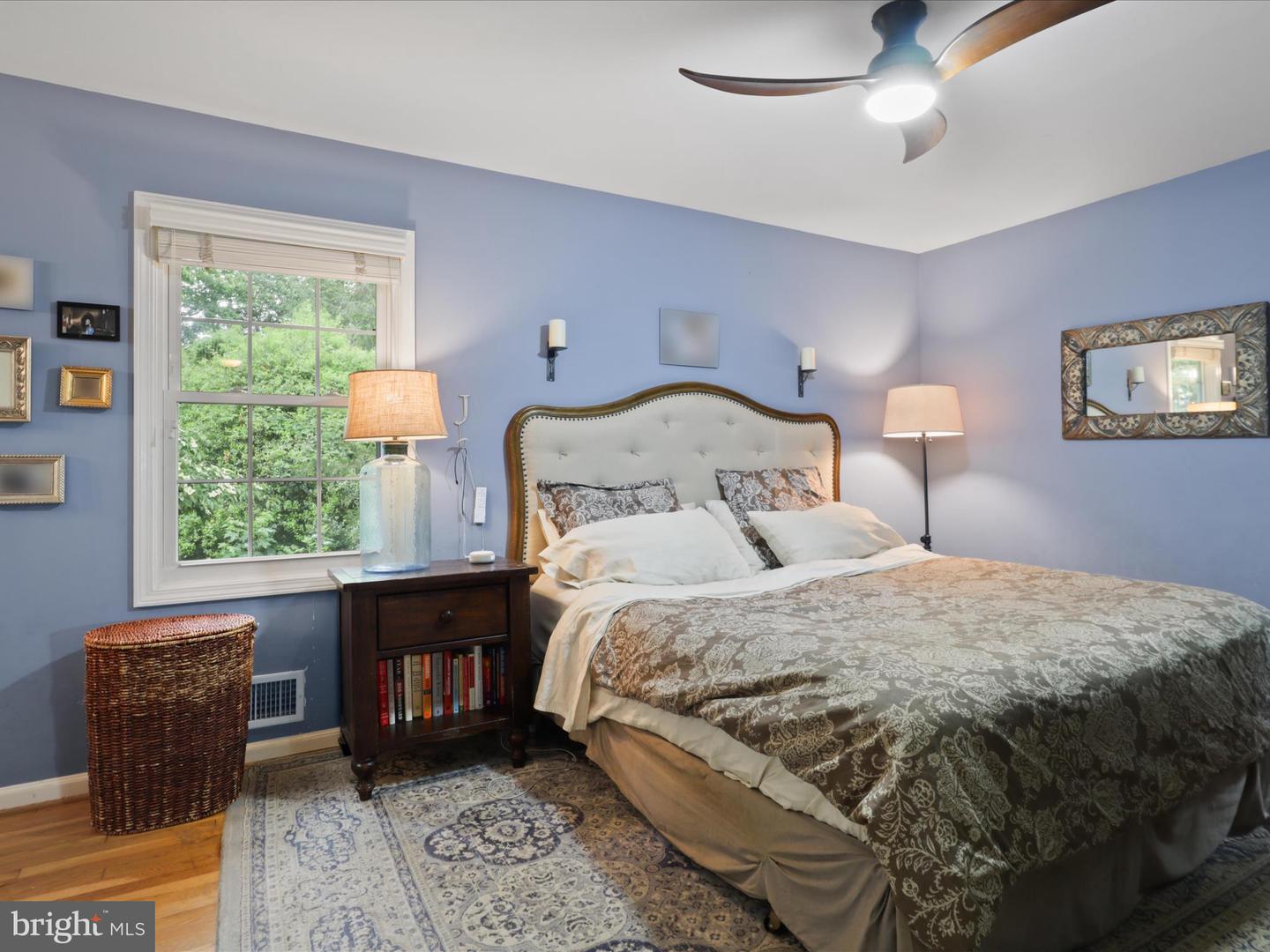 4412 WOODCHUCK CT, ANNANDALE, Virginia 22003, 5 Bedrooms Bedrooms, 10 Rooms Rooms,3 BathroomsBathrooms,Residential,For sale,4412 WOODCHUCK CT,VAFX2240298 MLS # VAFX2240298